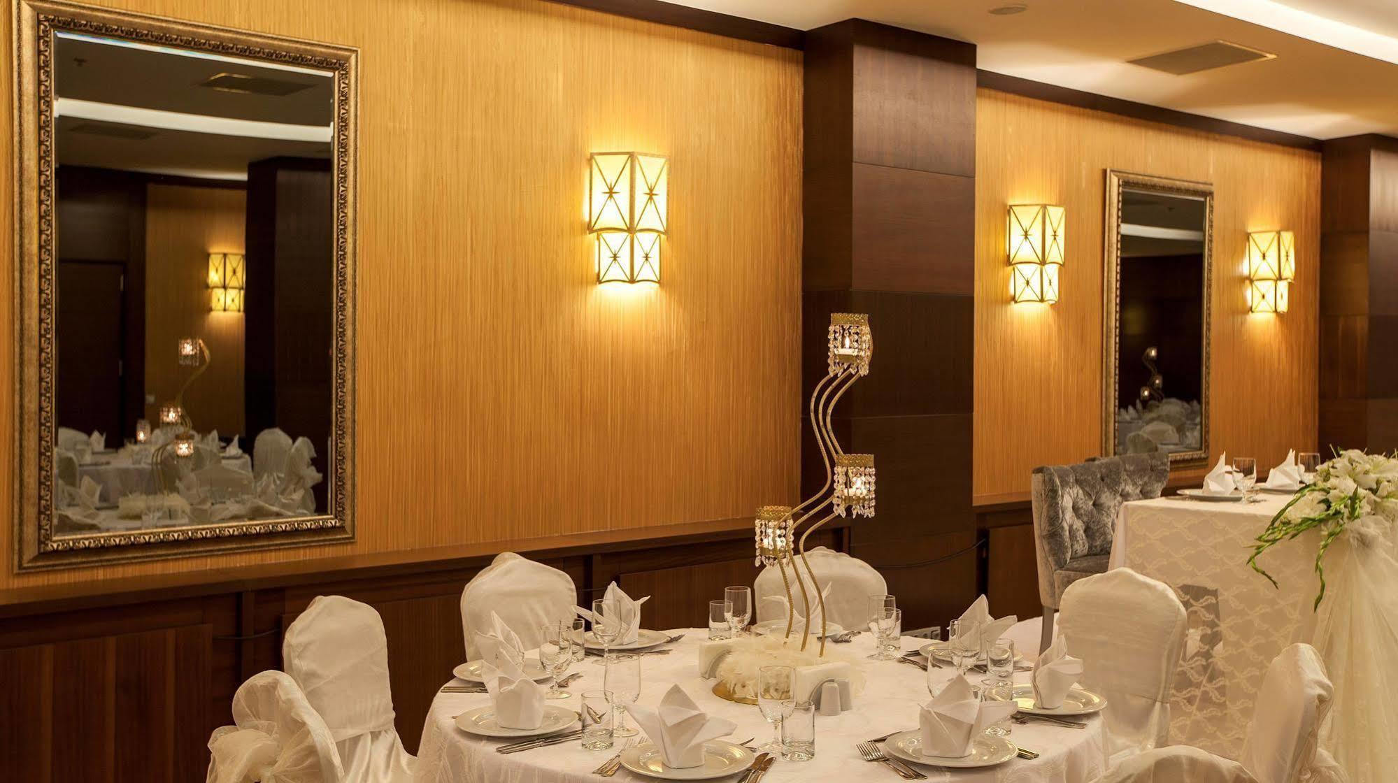 Safir Hotel Gaziantep Zewnętrze zdjęcie